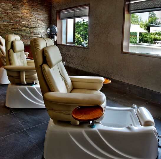Salons & Spas